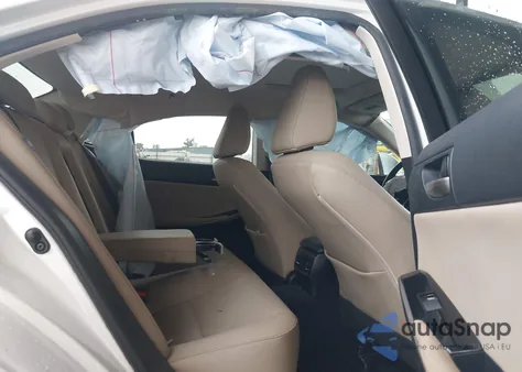 2019 Lexus Is 300 z USA, uszkodzony, nr VIN JTHBA1D24K5094864